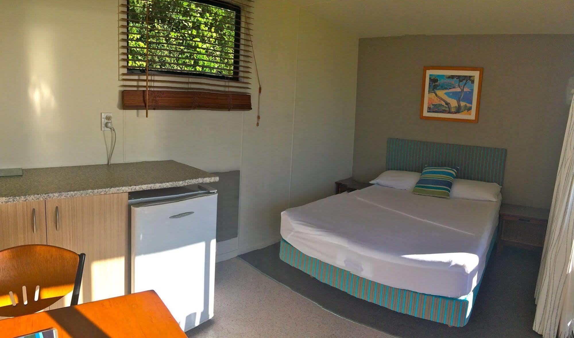 Oakura Beach Holiday Park Eksteriør billede