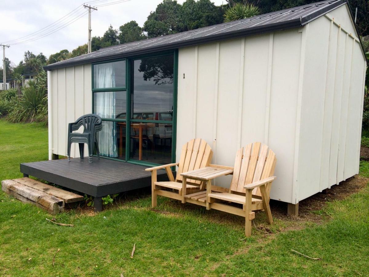 Oakura Beach Holiday Park Eksteriør billede